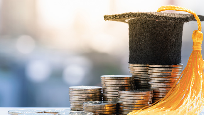 Top-Vergütung für angehende Kaufleute für Versicherungen und Finanzanlagen Top-Vergütung für angehende Kaufleute für Versicherungen und Finanzanlagen